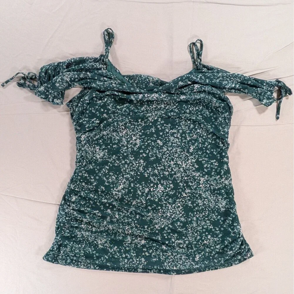 Maurices Womens Green Floral Print Cold Shoulder XL Blouse - Picture 6 of 7